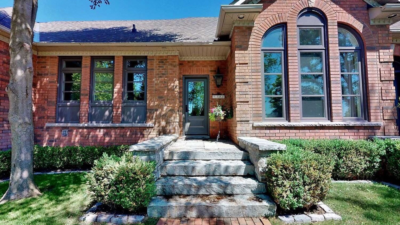 Photo of Outdoor in Richmond Hill