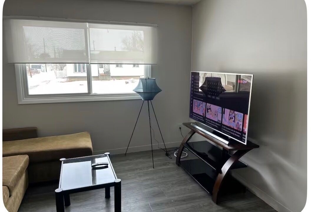Photo of Livingroom in Wainwright