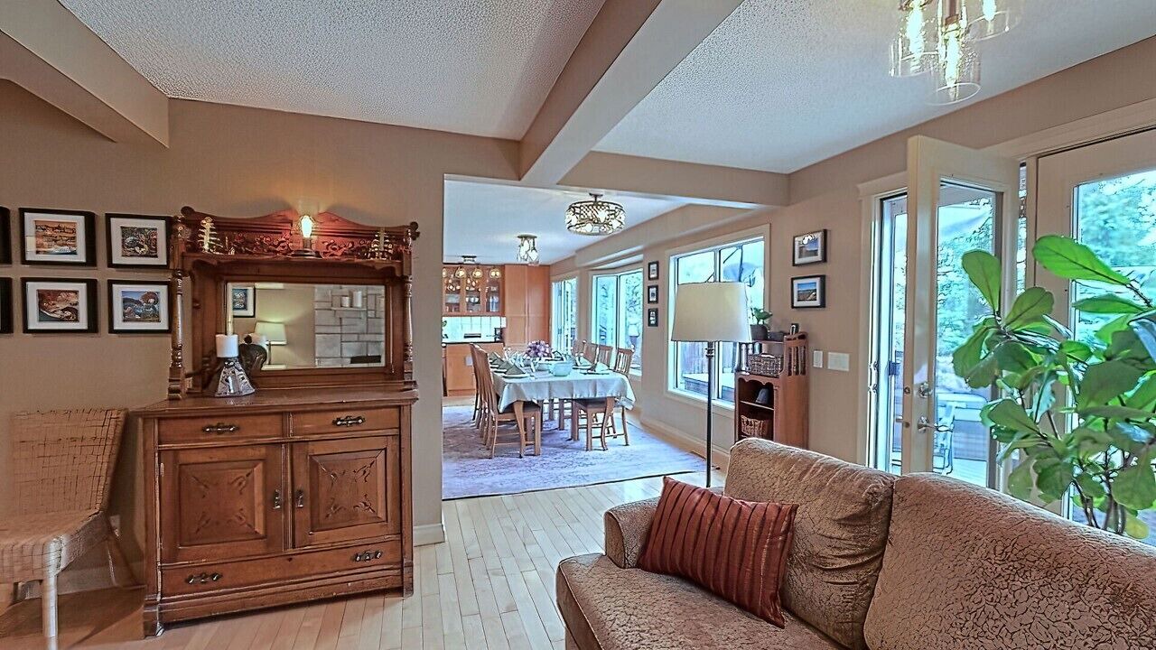 Photo of Livingroom in Northwest Calgary