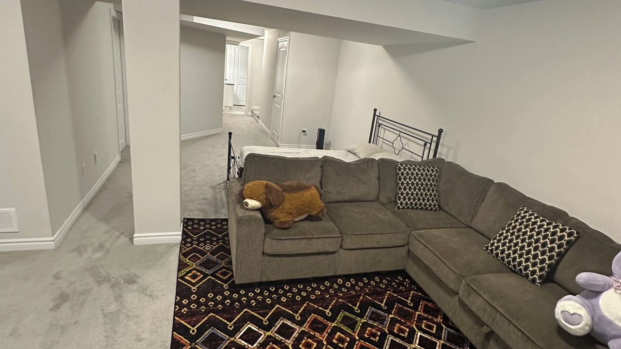Photo of Livingroom in Ottawa Division