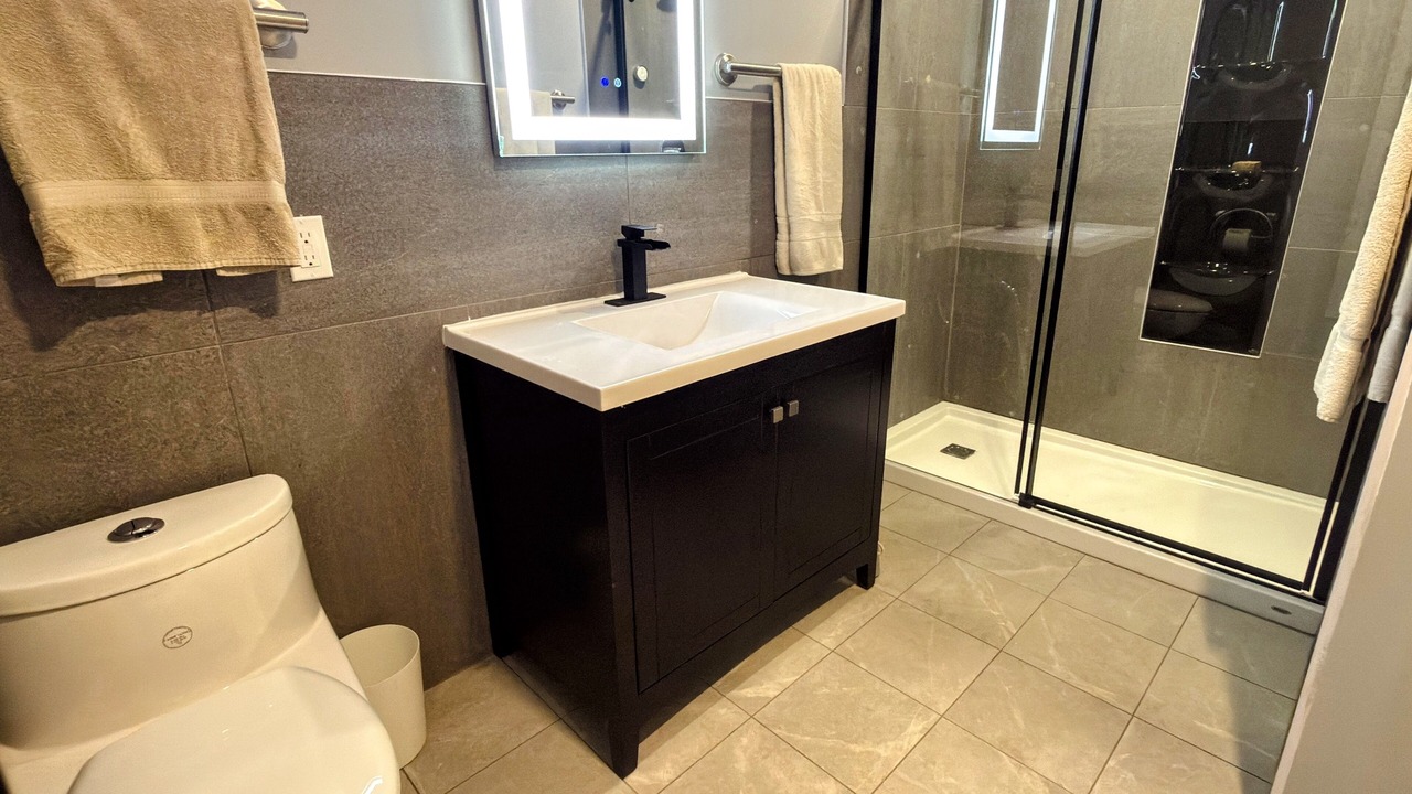 Photo of Bathroom in Cardinal