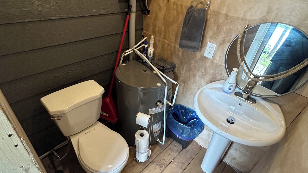 Photo of Bathroom in Rideau Lakes