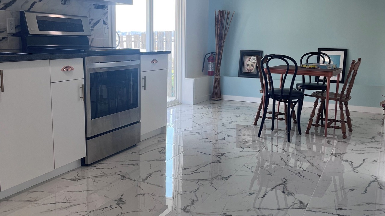 Photo of Kitchen in Colwood