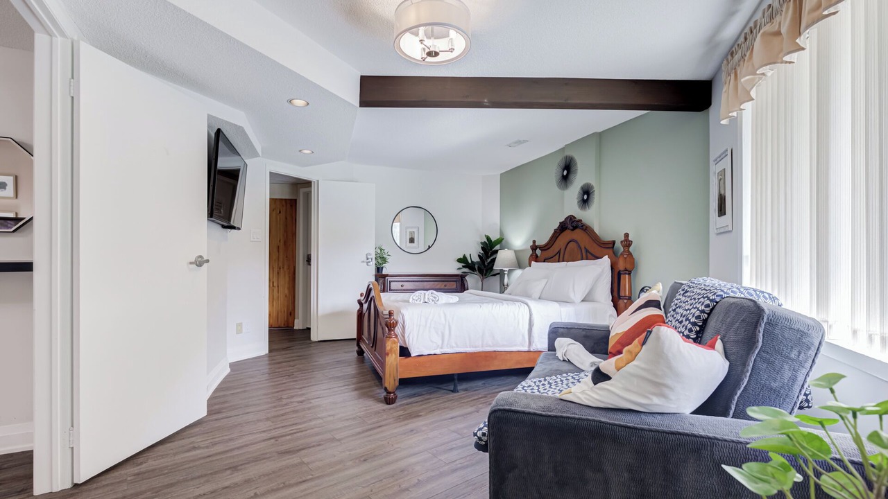 Photo of Bedroom in Pickering