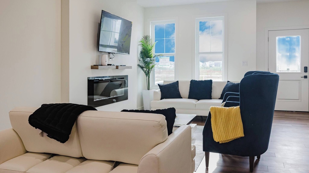 Photo of Livingroom in Leduc