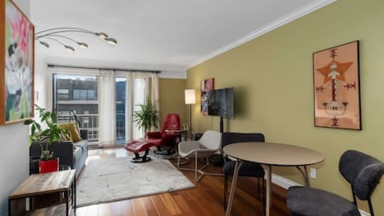 Photo of Livingroom in Kitsilano