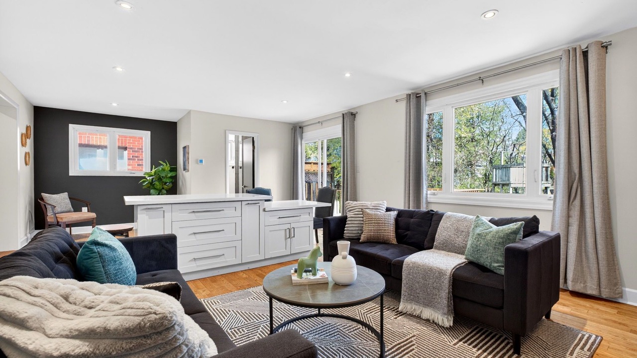 Photo of Livingroom in Sunnyside