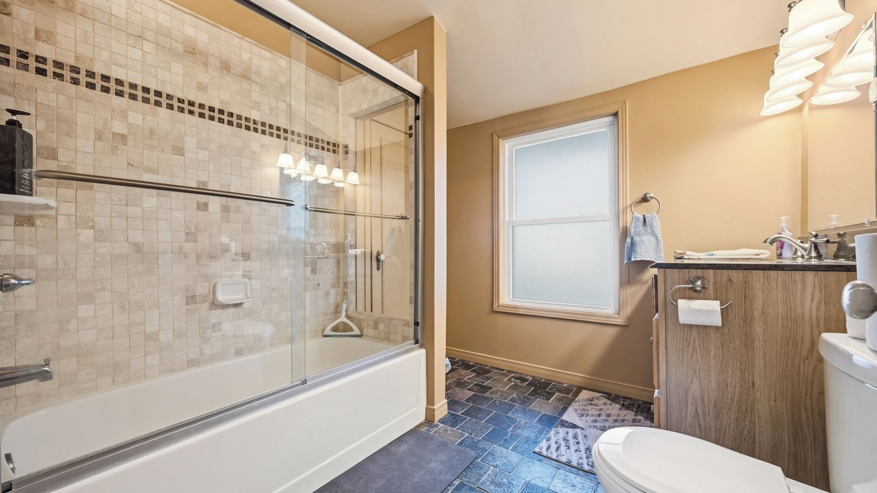 Photo of Bathroom in Sarnia