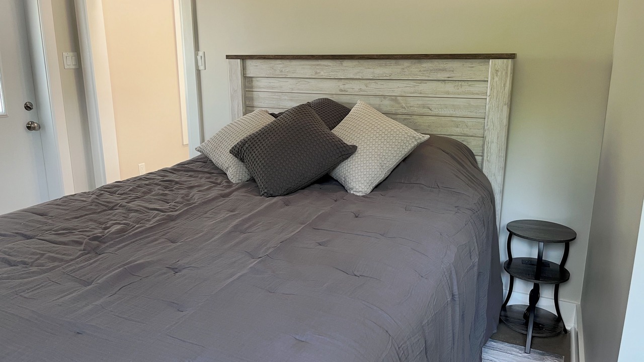 Photo of Bedroom in Laurentian Hills