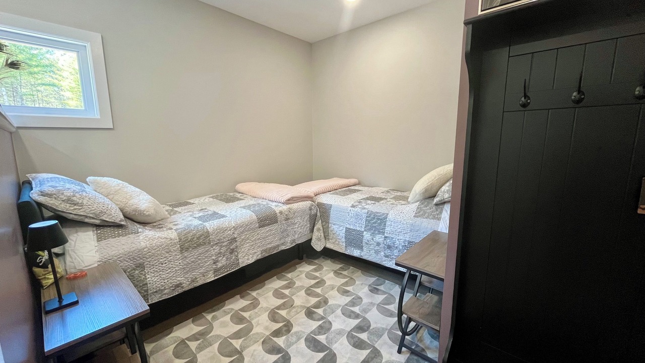 Photo of Bedroom in Laurentian Hills