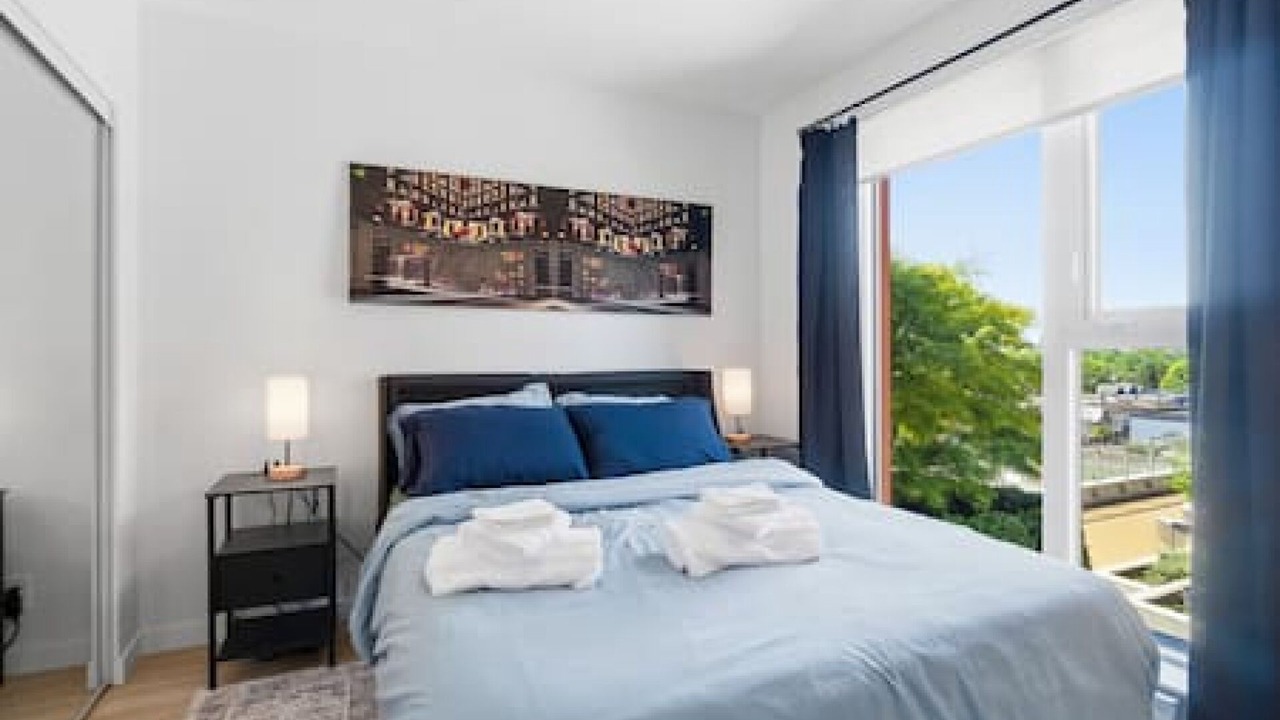 Photo of Bedroom in Downtown Eastside