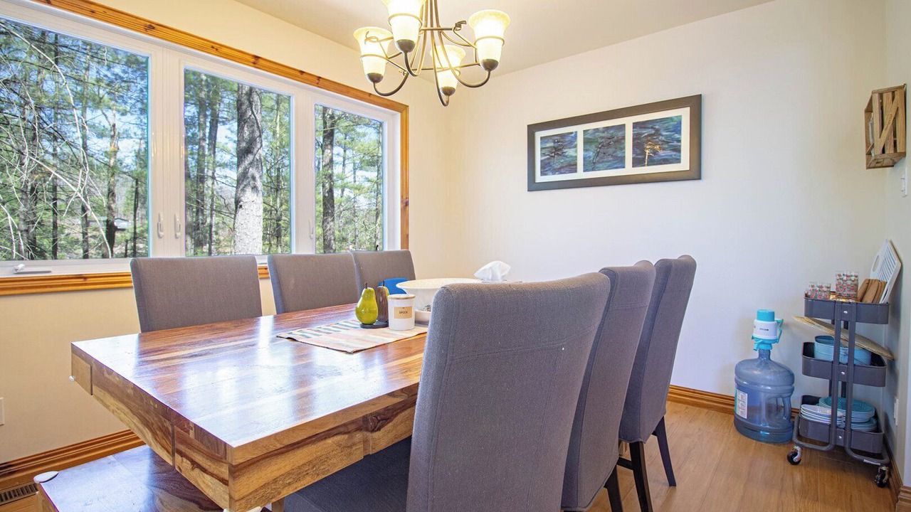 Photo of Livingroom in Havelock-Belmont-Methuen