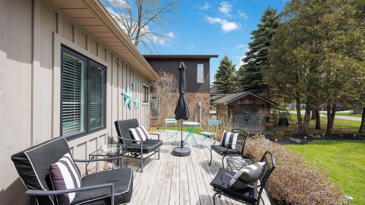 Photo of Patio Balcony in Lambton Shores
