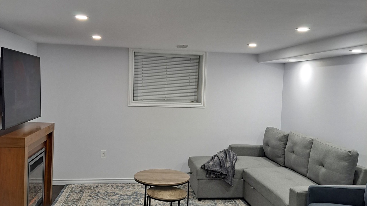 Photo of Livingroom in Lakeshore