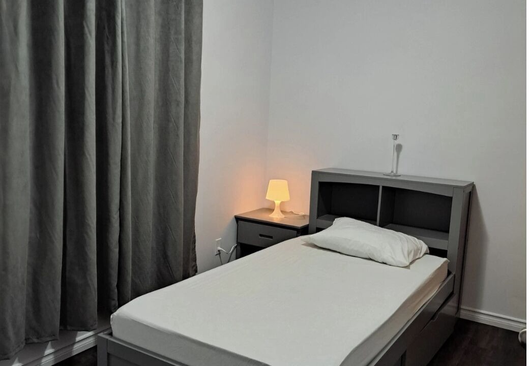 Photo of Bedroom in Lakeshore