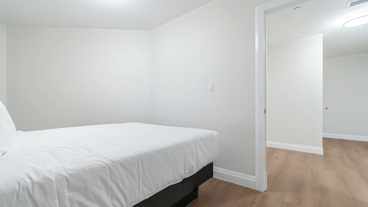 Photo of Bedroom in Rouge