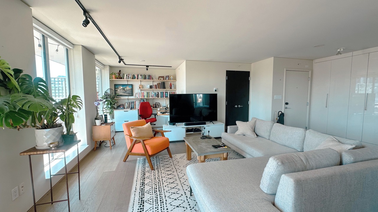 Photo of Livingroom in Chinatown