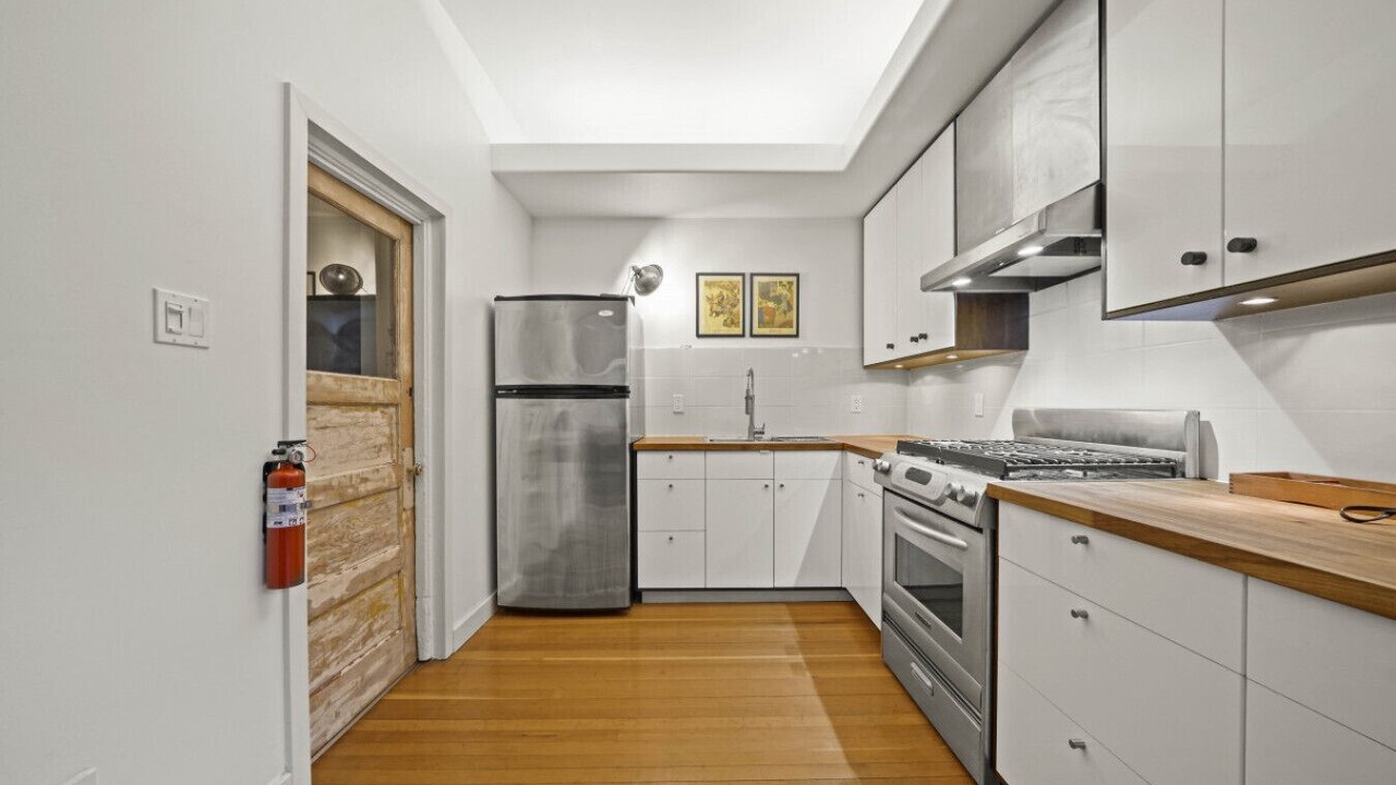 Photo of Kitchen in Downtown Eastside
