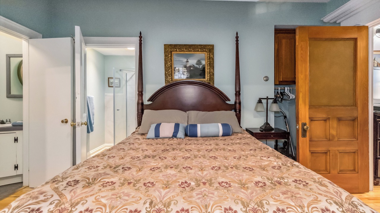 Photo of Bedroom in Queens