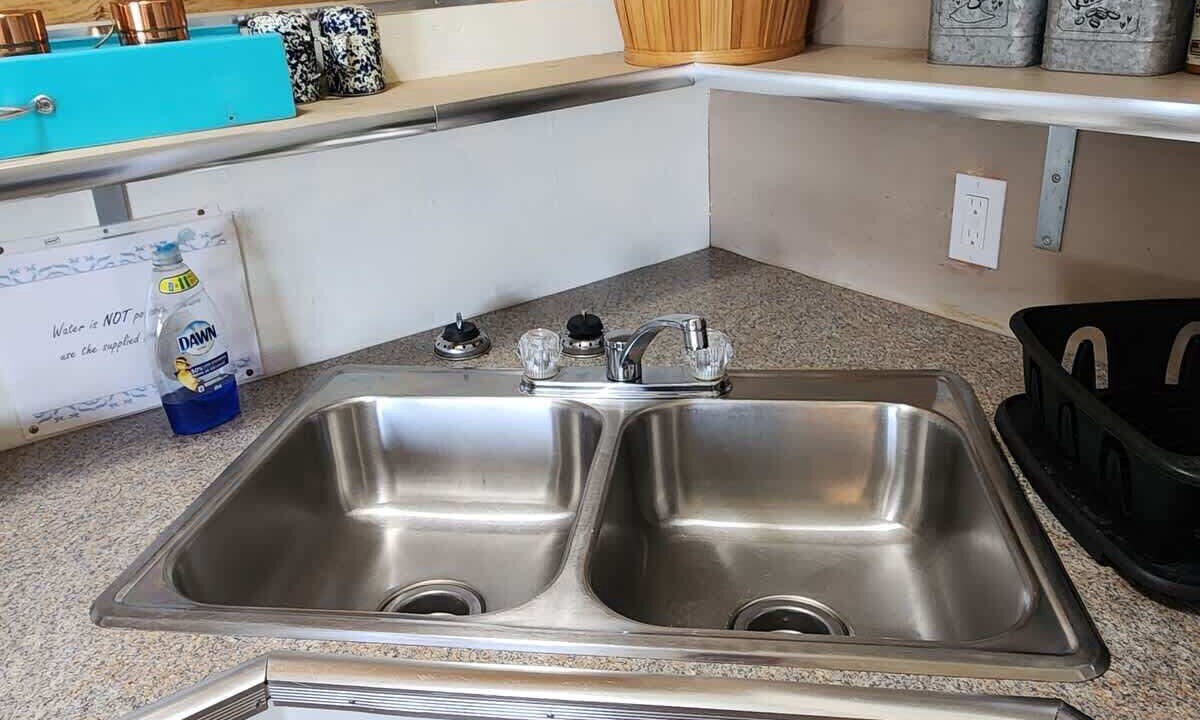 Photo of Kitchen in Division No. 7
