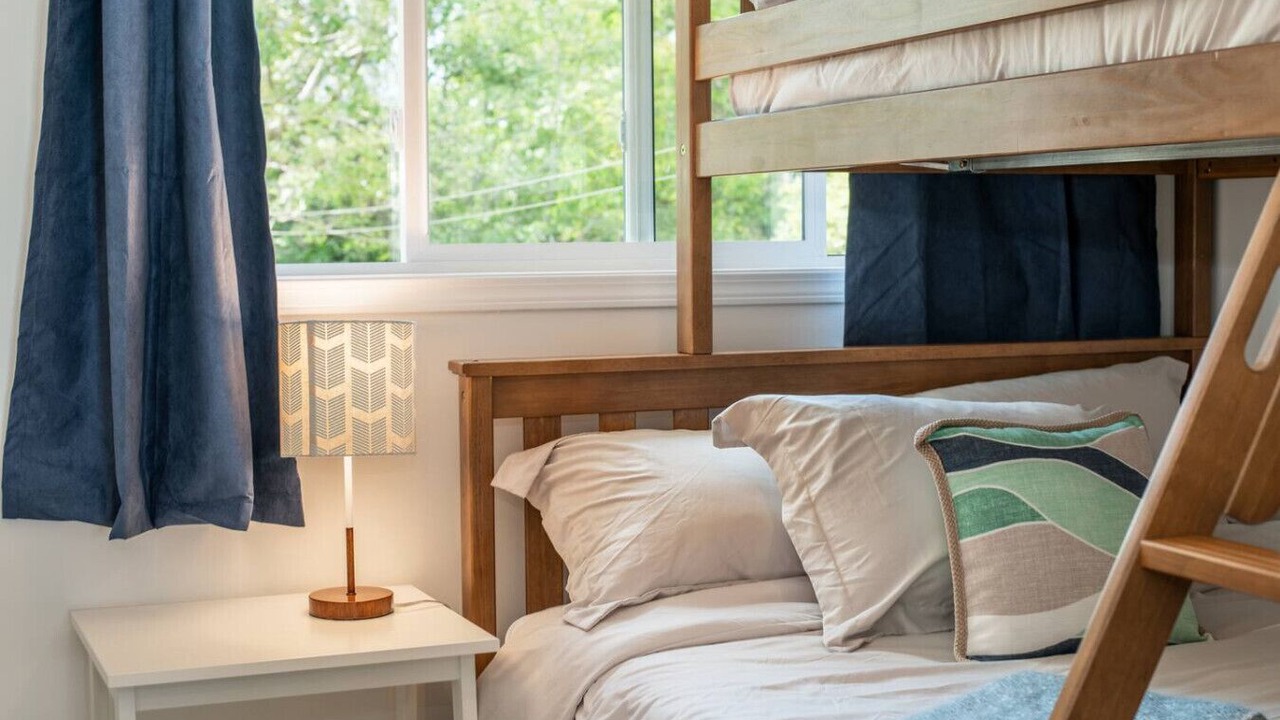 Photo of Bedroom in Campbell River