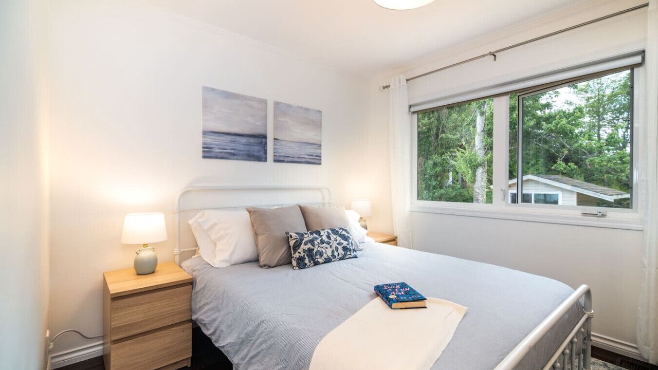 Photo of Bedroom in Campbell River