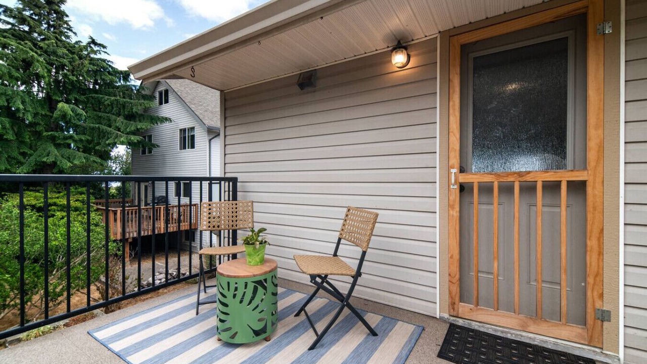 Photo of Patio Balcony in Campbell River