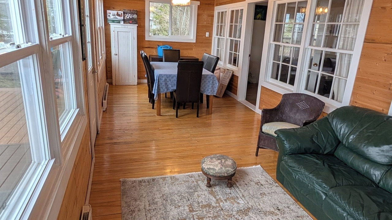 Photo of Livingroom in Manitoba