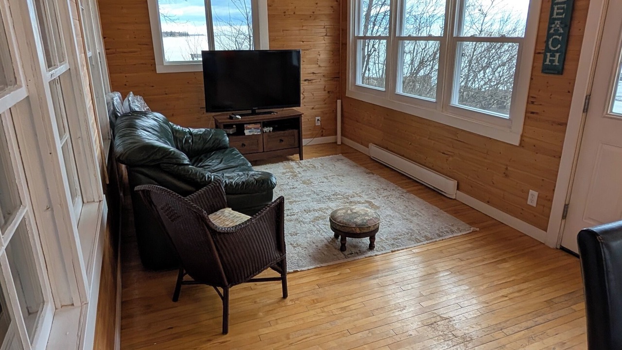 Photo of Livingroom in Manitoba