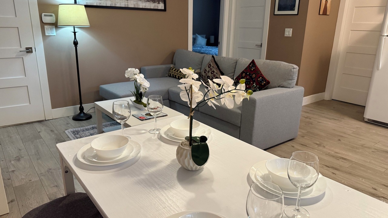 Photo of Livingroom in Guildford