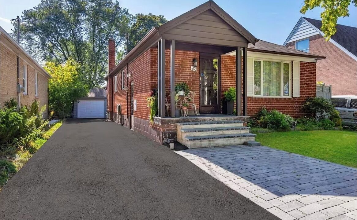 Photo of Outdoor in North York