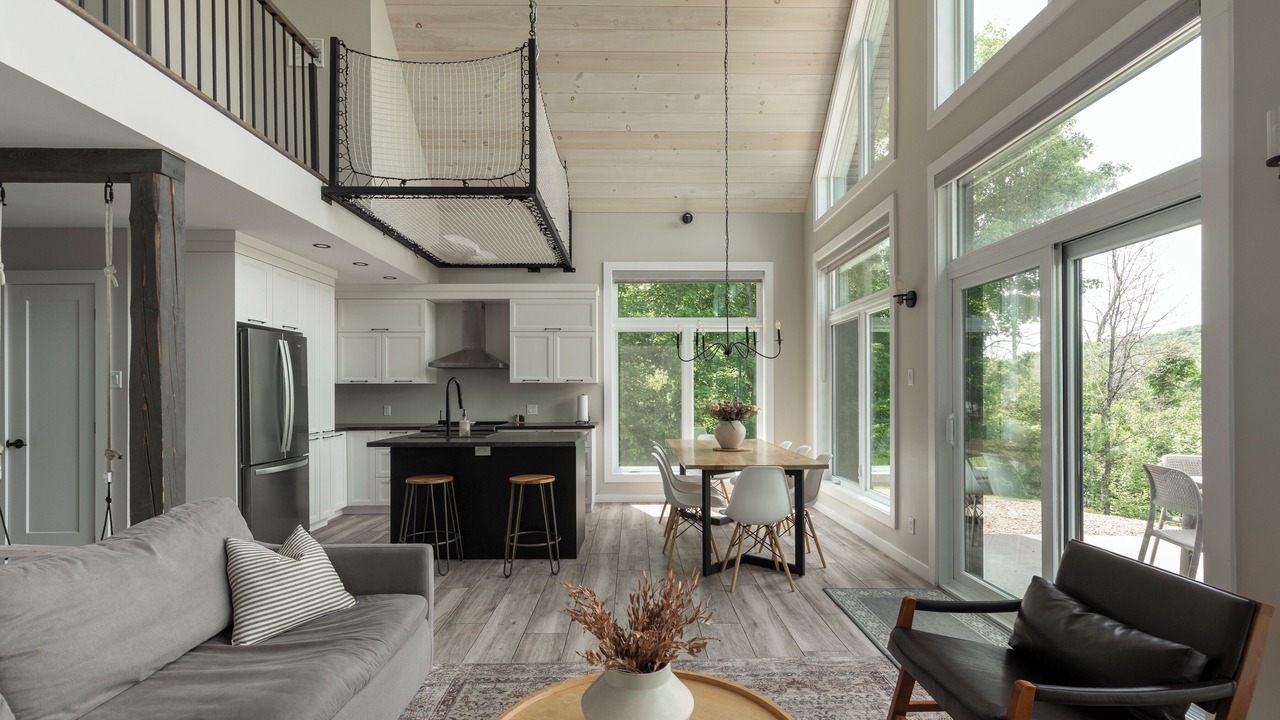 Photo of Livingroom in Mandeville