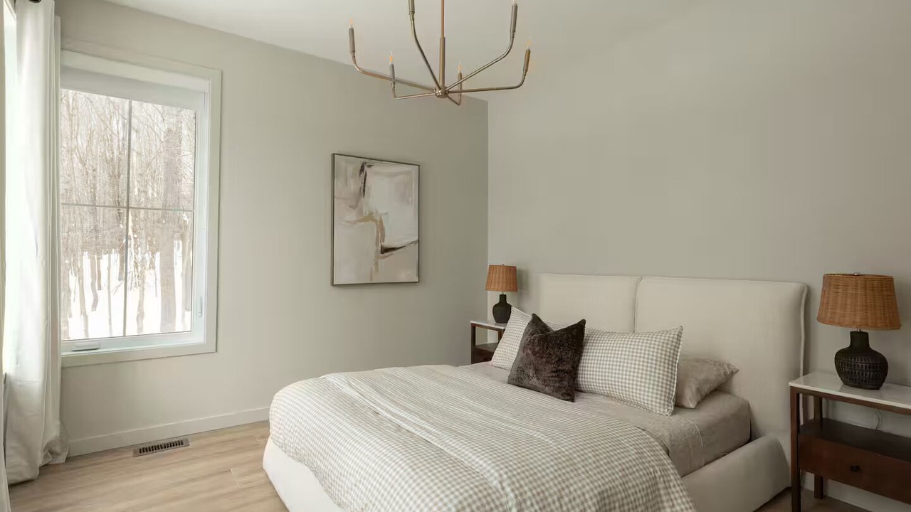 Photo of Bedroom in Mandeville