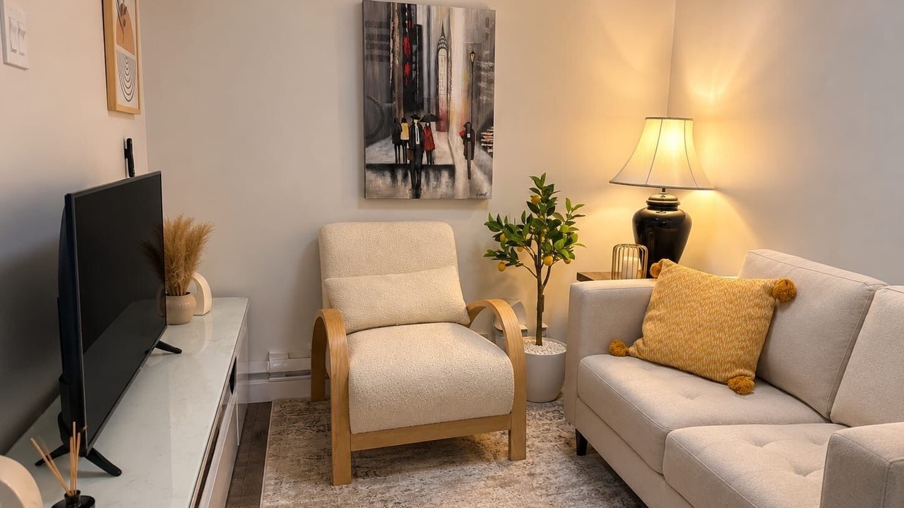 Photo of Livingroom in Regina