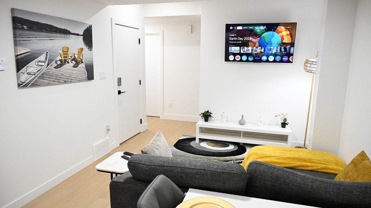 Photo of Livingroom in Leduc County