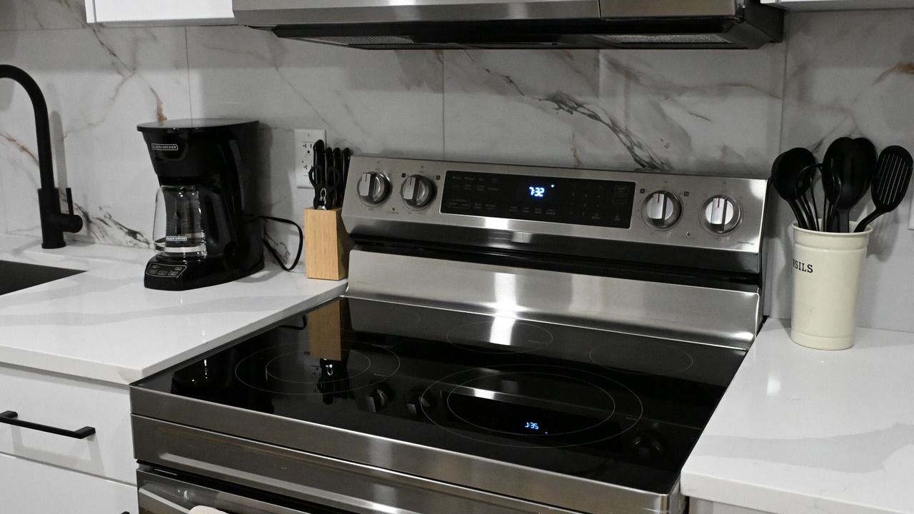 Photo of Kitchen in Leduc County