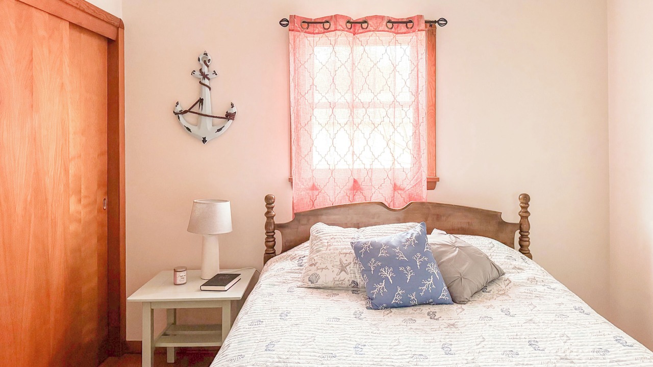 Photo of Bedroom in Vermilion