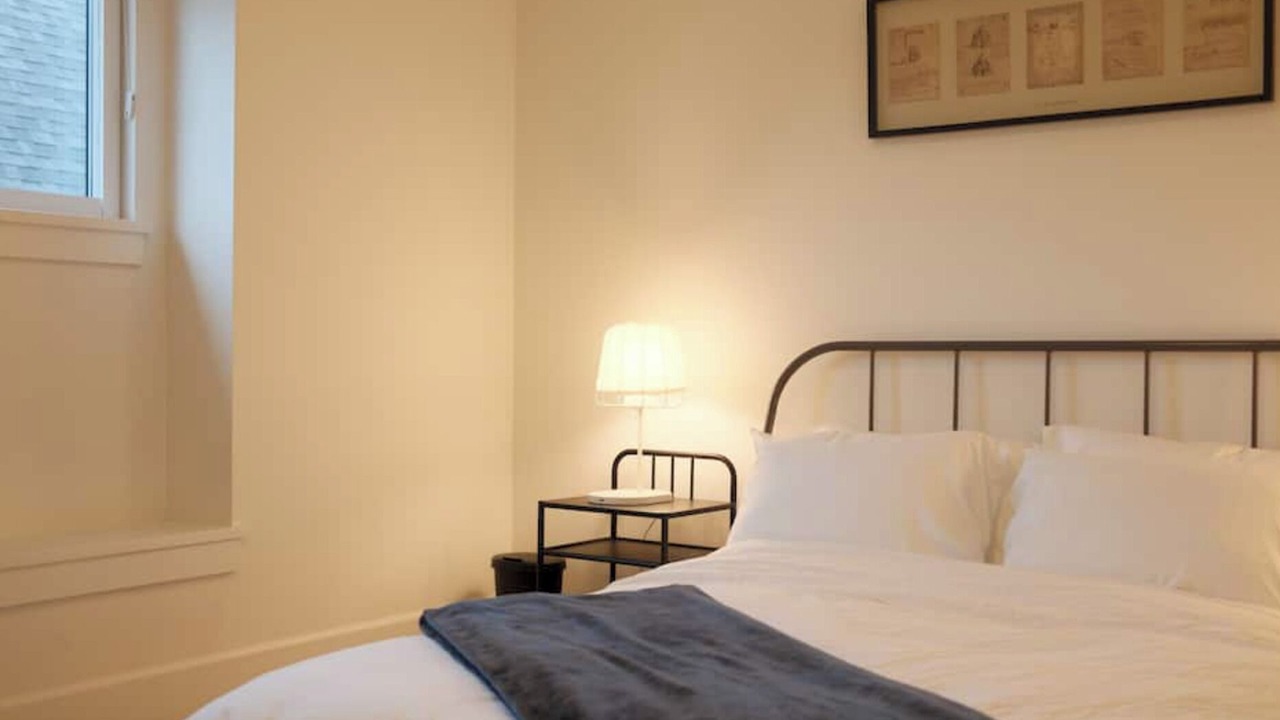 Photo of Bedroom in Langley