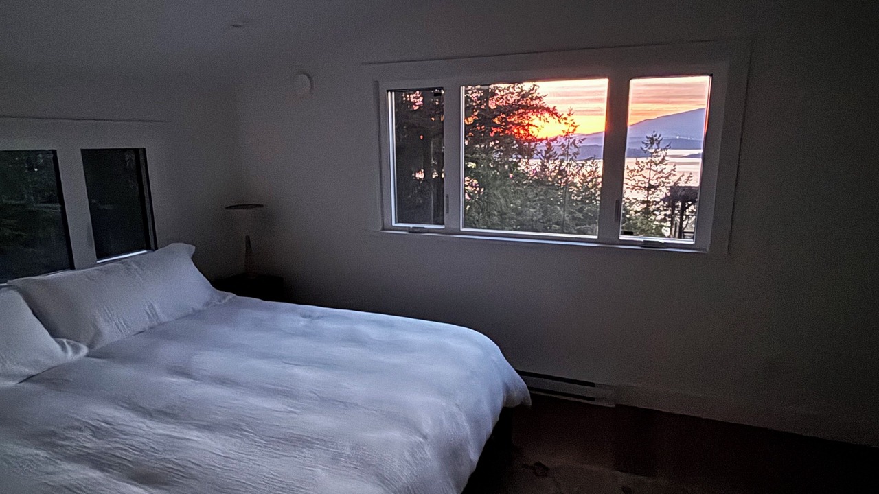 Photo of Bedroom in Bowen Island