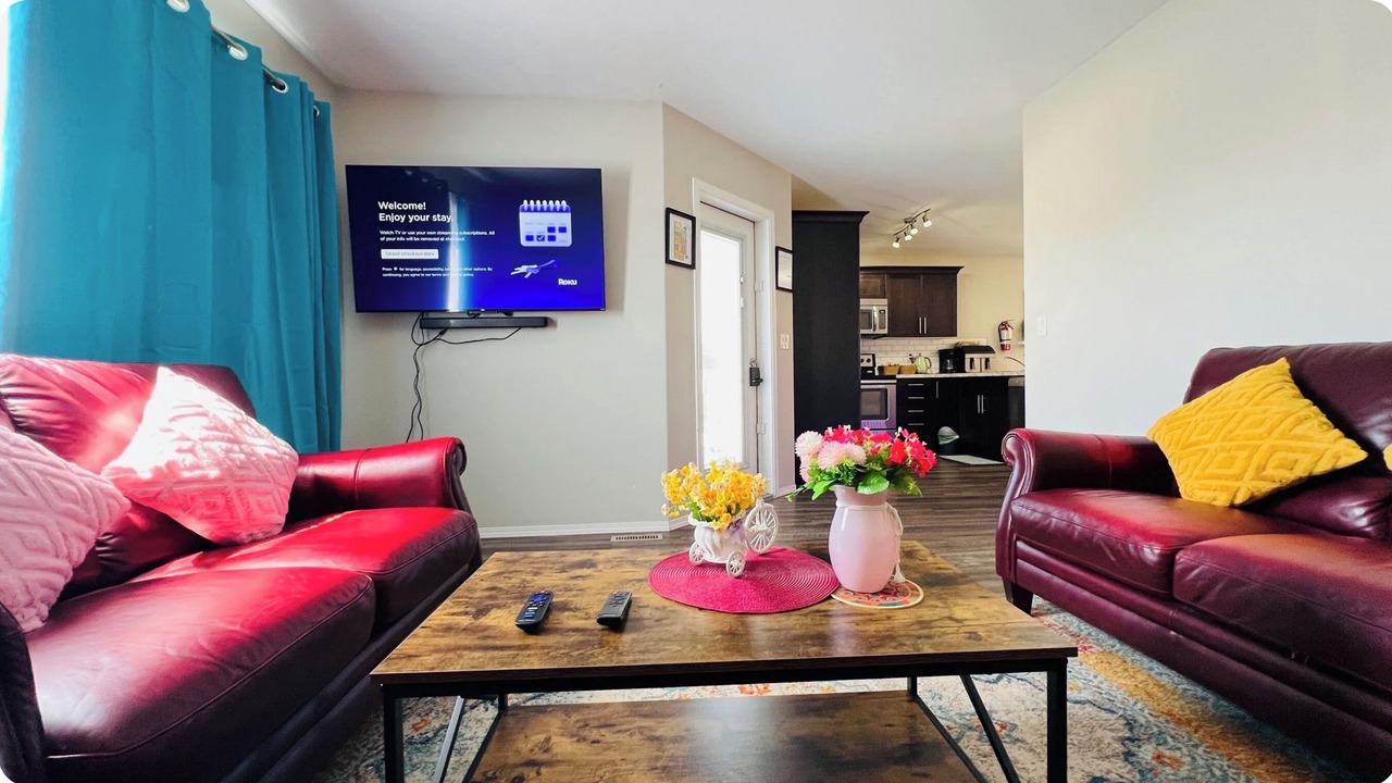 Photo of Livingroom in Sylvan Lake
