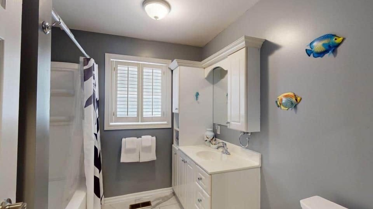 Photo of Bathroom in Wasaga Beach