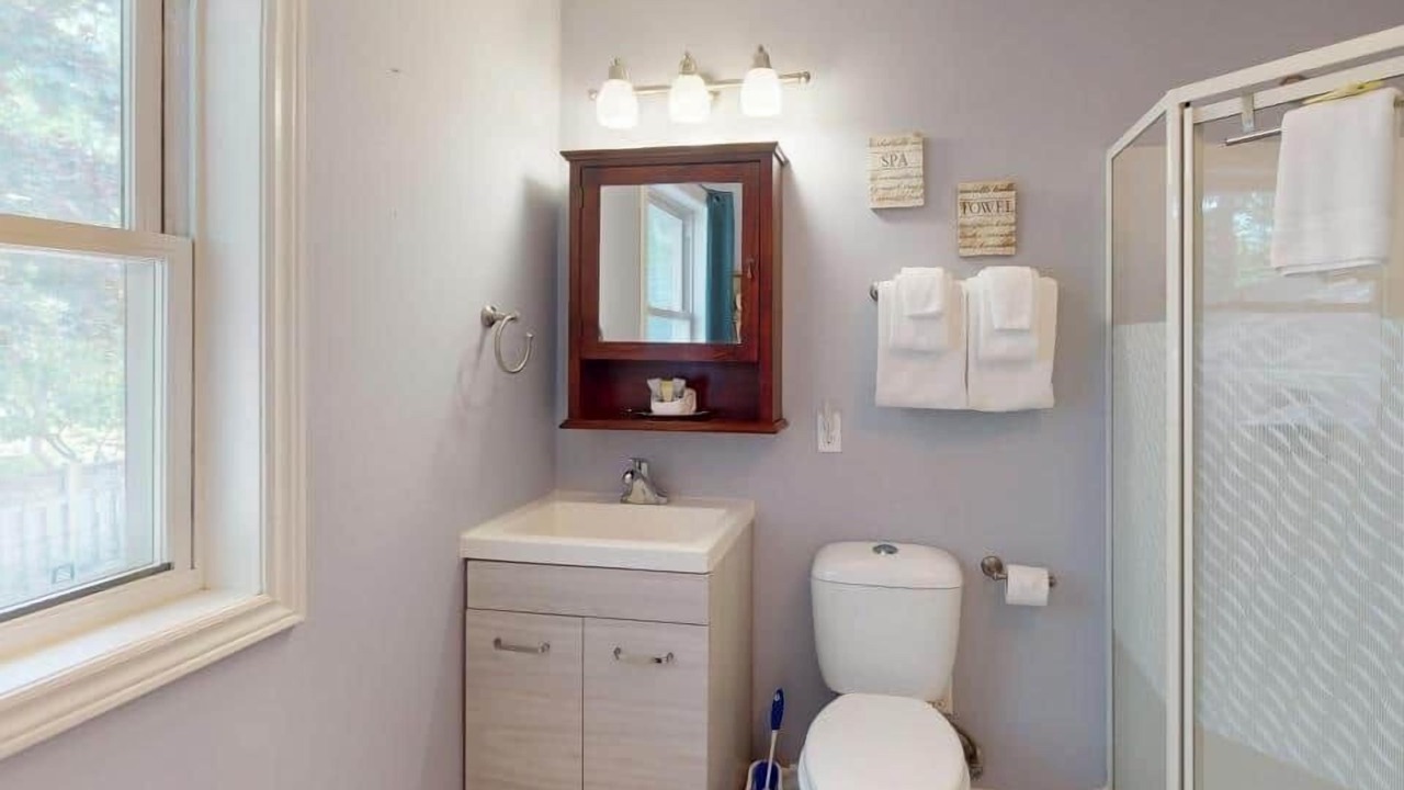 Photo of Bathroom in Wasaga Beach