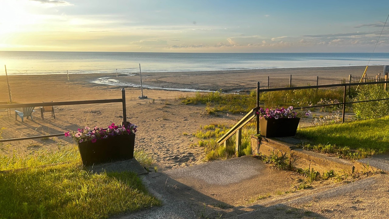 Photo of Others in Wasaga Beach