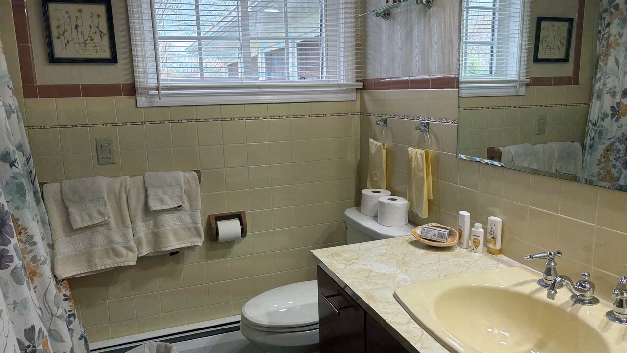 Photo of Bathroom in Dunkirk