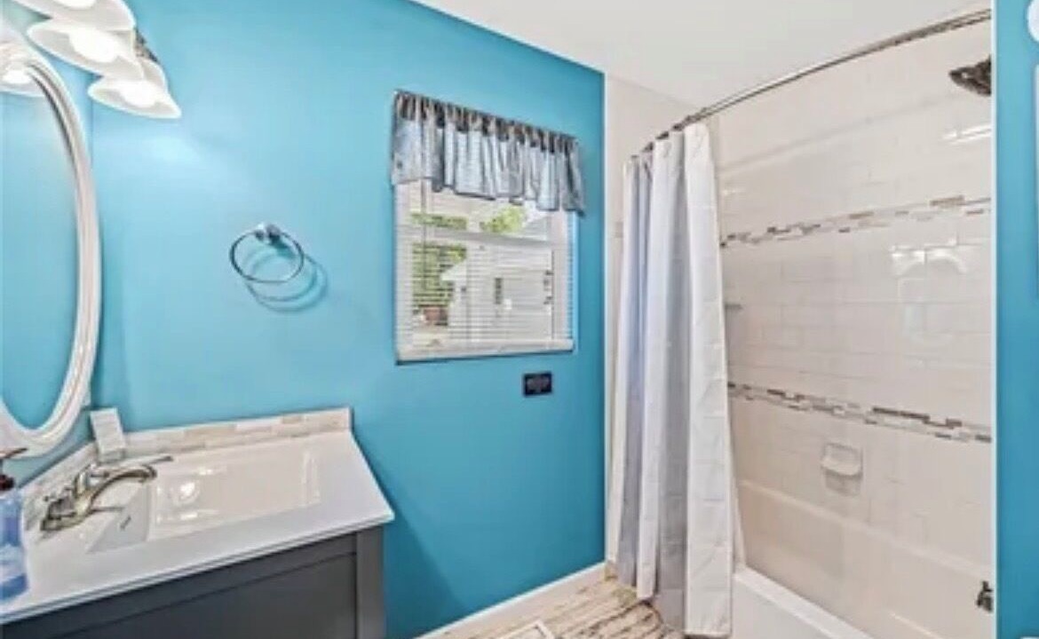 Photo of Bathroom in Geneva-on-the-Lake