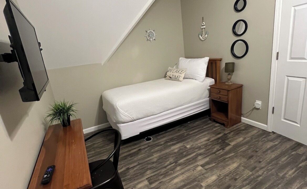 Photo of Bedroom in Geneva-on-the-Lake