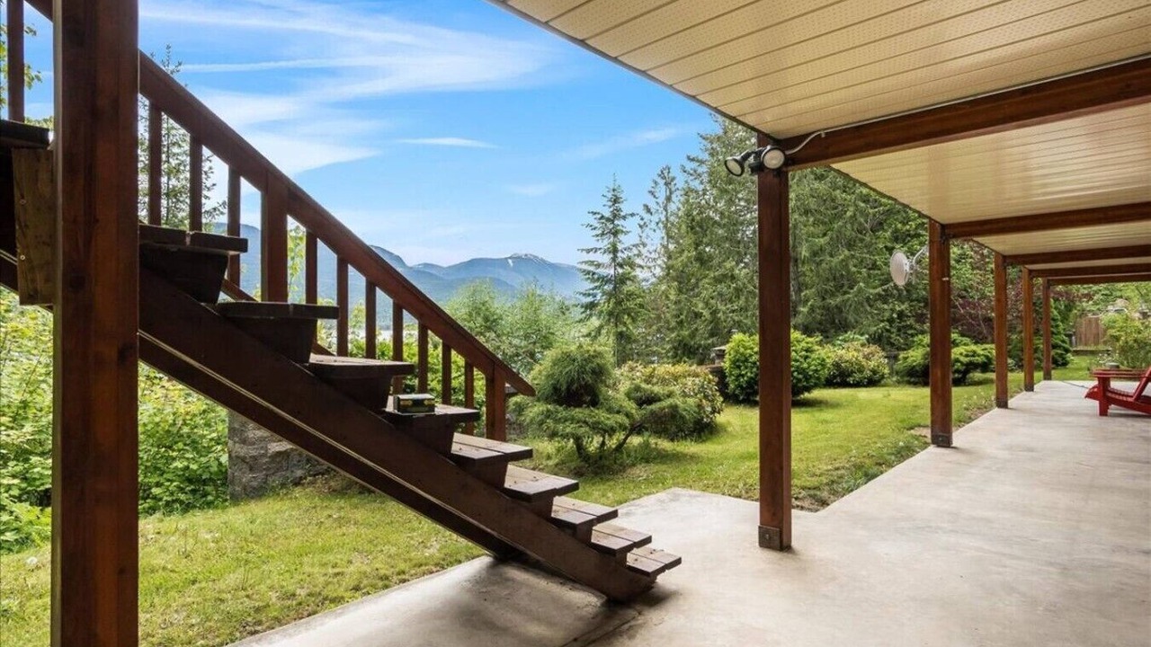 Photo of Outdoor in Ainsworth Hot Springs