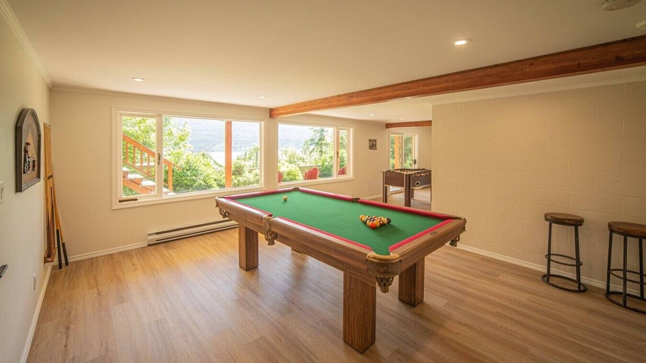 Photo of Bedroom in Ainsworth Hot Springs