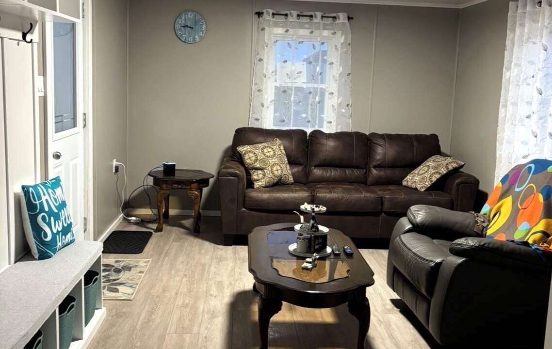 Photo of Livingroom in Daniel's Harbour