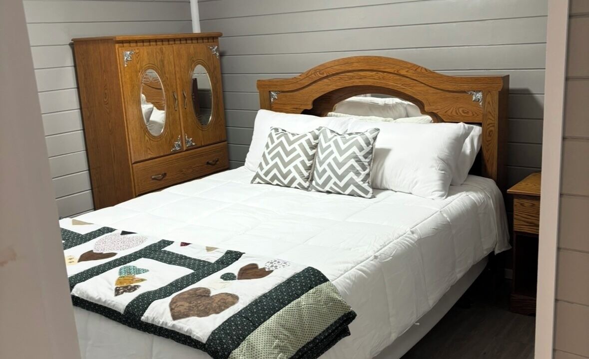 Photo of Bedroom in Daniel's Harbour